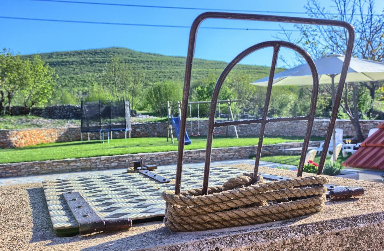 Dalmatia Stone House - Heated Pool Guest House Biorine Luaran gambar