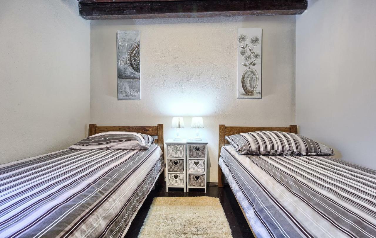 Dalmatia Stone House - Heated Pool Guest House Biorine Luaran gambar