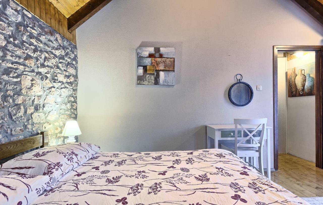 Dalmatia Stone House - Heated Pool Guest House Biorine Luaran gambar