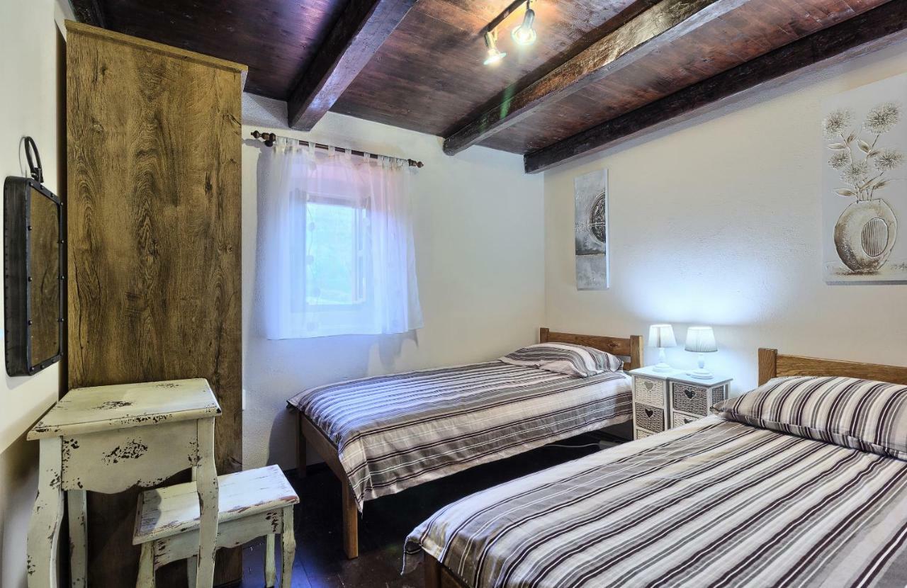 Dalmatia Stone House - Heated Pool Guest House Biorine Luaran gambar
