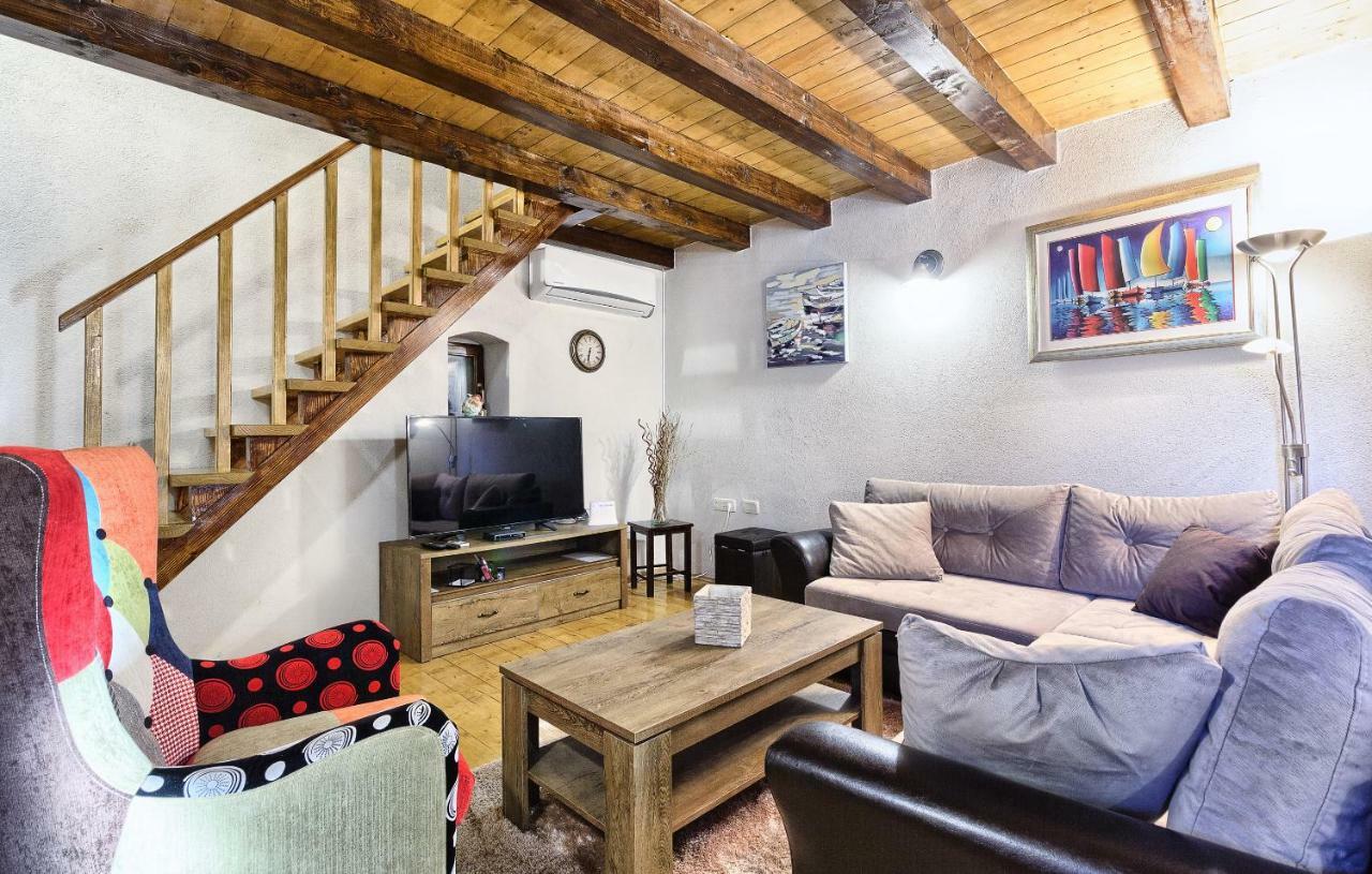 Dalmatia Stone House - Heated Pool Guest House Biorine Luaran gambar